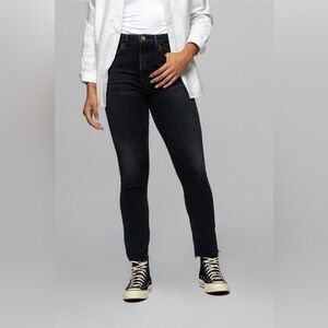 Revtown Women’s Decade Denim Midnight Black Skinny Jeans- Size 29 Regular